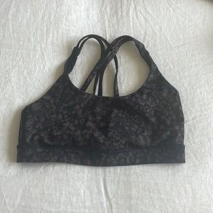 Lululemon energy bra size 6